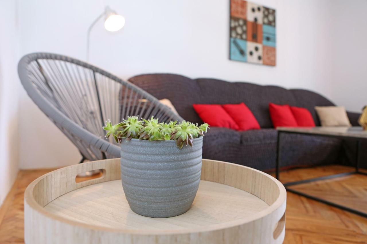 Apartman Charlie Врси Екстериор снимка