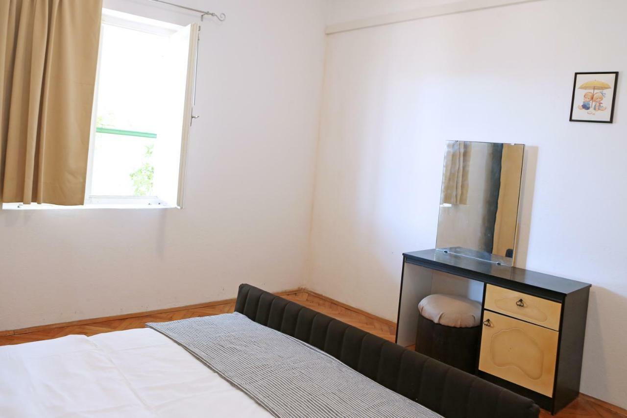 Apartman Charlie Врси Екстериор снимка